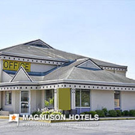 Town And Country Inn Suites Spindale Εξωτερικό φωτογραφία